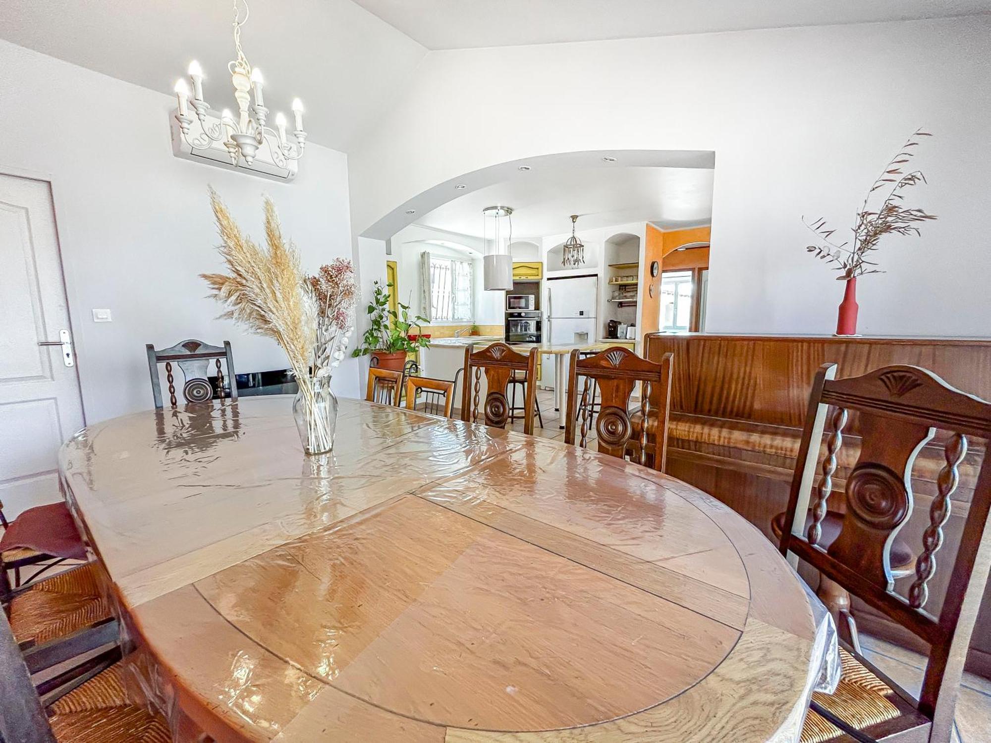 Villa Avec Piscine Proche Nimes Redessan